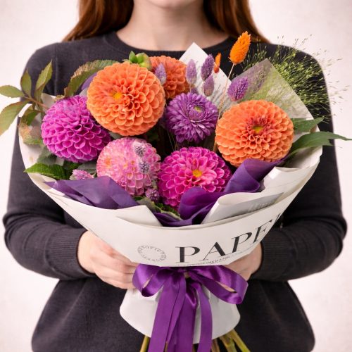 Букет георгин «Яркий акцент»